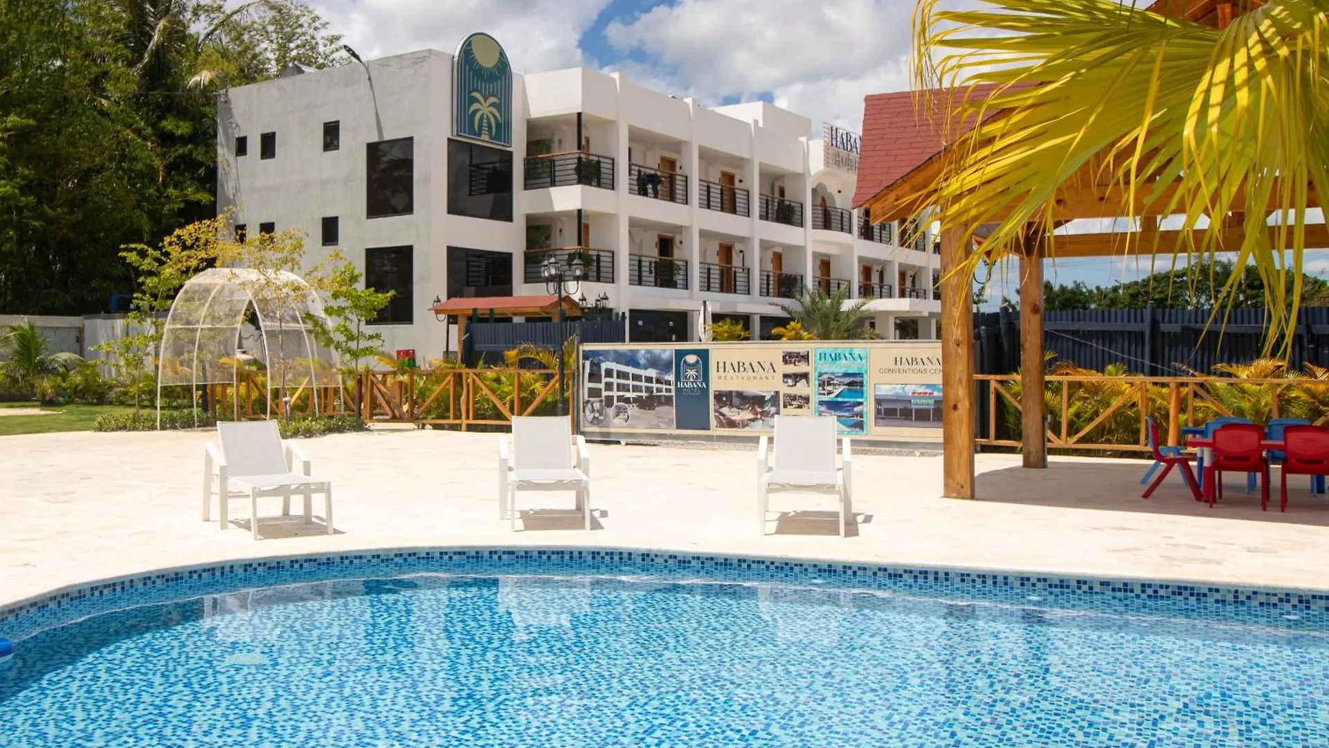 Habana Hotel Y Restaurante Higuey